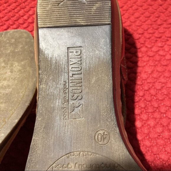 PIKOLINOS Sz 9 Leather Flat Laser  Cut Out Strap Sandals Sz 40 (EU) or 9 US - Picture 8 of 9